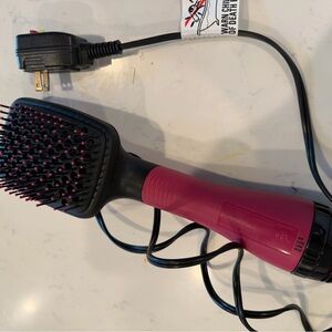 Revlon Fuchsia Hair Styling Brush